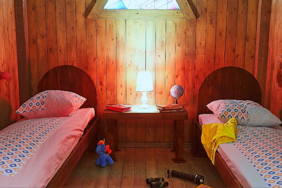 Квест в реальности Gravity Falls: перевертыш от компании Pandoroom Квест в реальности Gravity Falls: перевертыш от компании Pandoroom